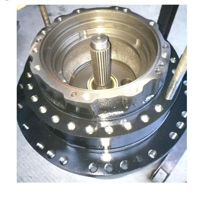 KATO HD820-3 Motor de transmisión de la caja de engranajes de viaje para obras de construcción